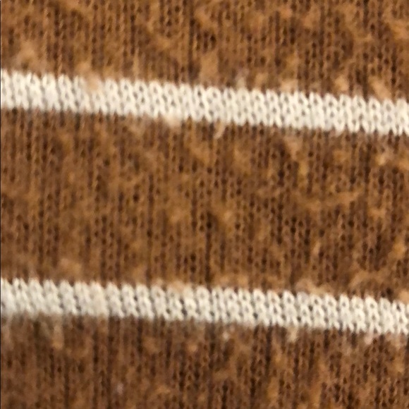 AE crop top - Picture 5 of 5